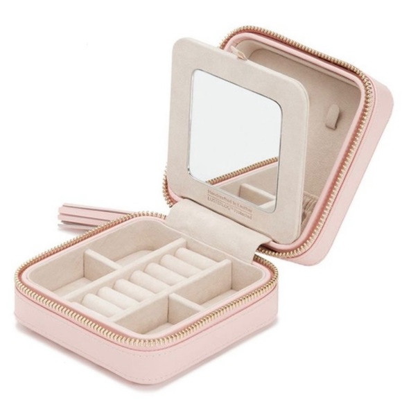 WOLF • Caroline Pink Rose Quartz Quilted Leather Travel Jewelry Case - Picture 3 of 16